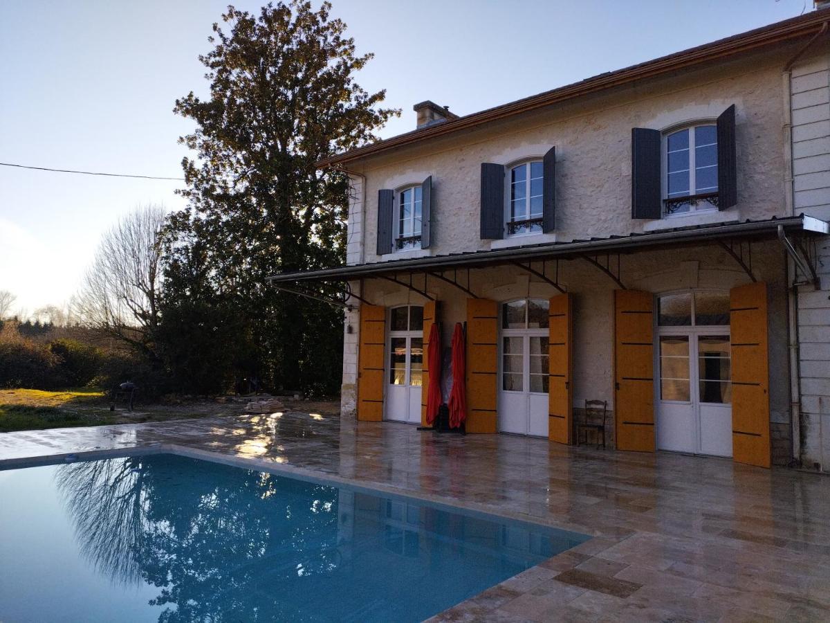 A La Gare Villa Saint-Nexans ภายนอก รูปภาพ